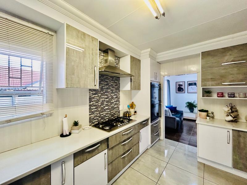 5 Bedroom Property for Sale in Vanderbijlpark SE 3 Gauteng