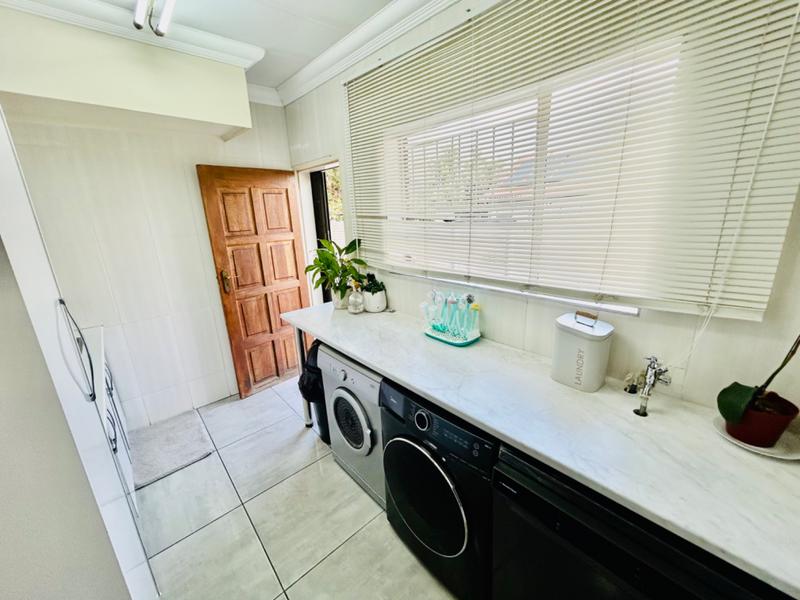 5 Bedroom Property for Sale in Vanderbijlpark SE 3 Gauteng