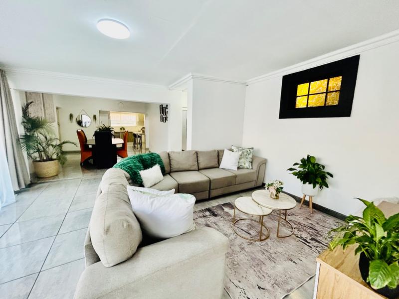 5 Bedroom Property for Sale in Vanderbijlpark SE 3 Gauteng