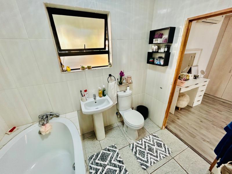 5 Bedroom Property for Sale in Vanderbijlpark SE 3 Gauteng