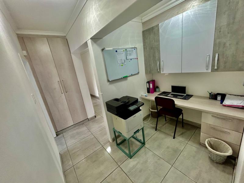 5 Bedroom Property for Sale in Vanderbijlpark SE 3 Gauteng