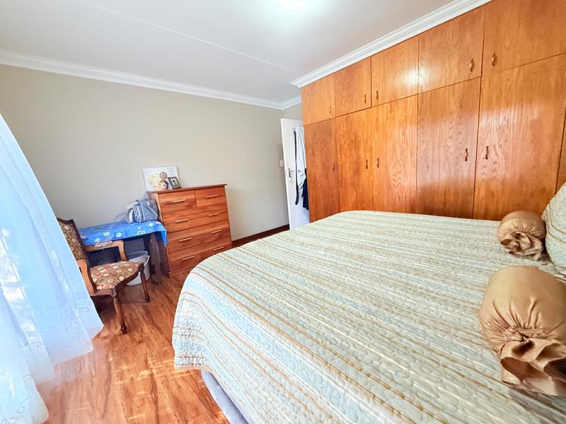 2 Bedroom Property for Sale in Vanderbijlpark SE 4 Gauteng