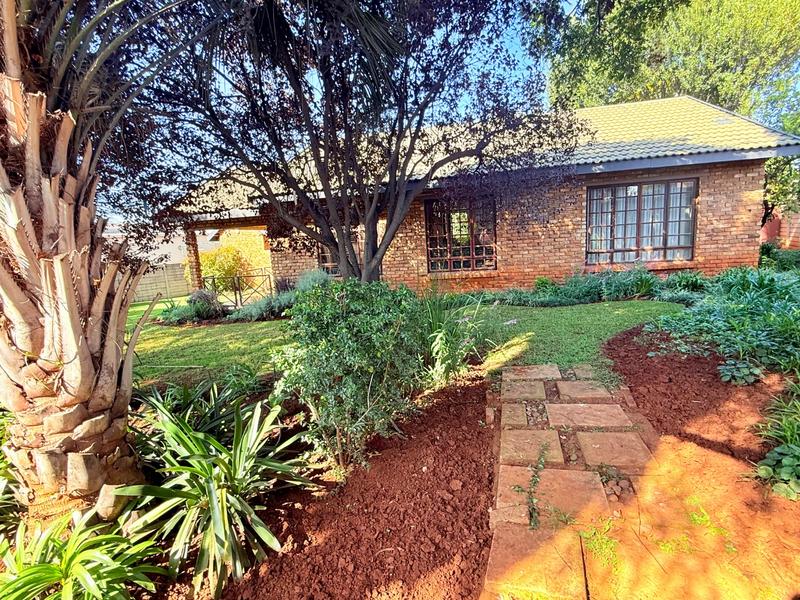 2 Bedroom Property for Sale in Vanderbijlpark SE 4 Gauteng