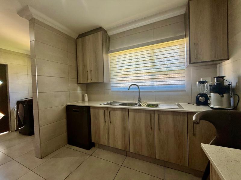4 Bedroom Property for Sale in Vanderbijlpark SE 4 Gauteng