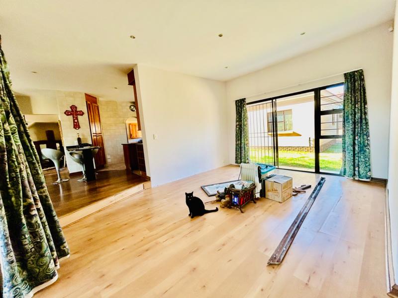 5 Bedroom Property for Sale in Vanderbijlpark SE 4 Gauteng