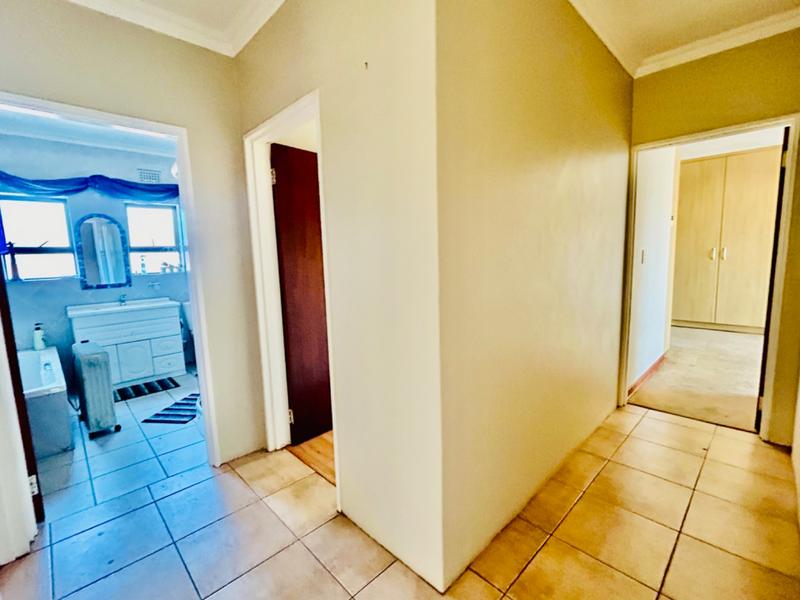 5 Bedroom Property for Sale in Vanderbijlpark SE 4 Gauteng