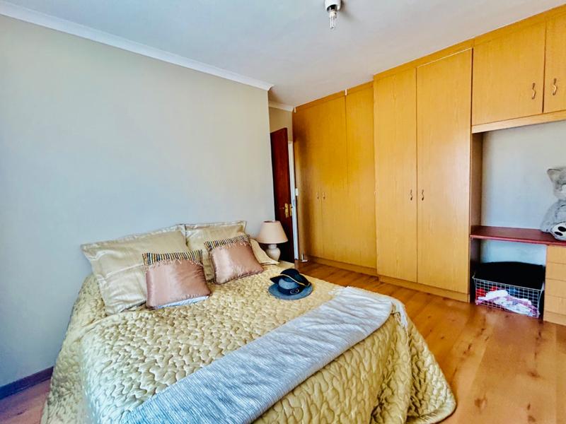 5 Bedroom Property for Sale in Vanderbijlpark SE 4 Gauteng