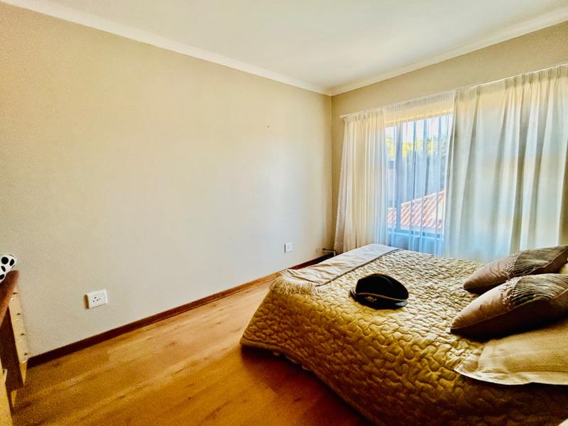 5 Bedroom Property for Sale in Vanderbijlpark SE 4 Gauteng