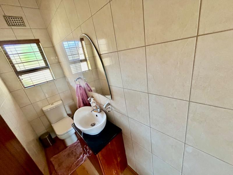5 Bedroom Property for Sale in Vanderbijlpark SE 4 Gauteng