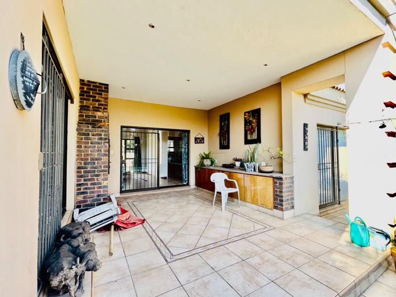 5 Bedroom Property for Sale in Vanderbijlpark SE 4 Gauteng