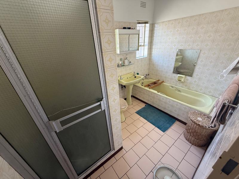 3 Bedroom Property for Sale in Vanderbijlpark SE 6 Gauteng