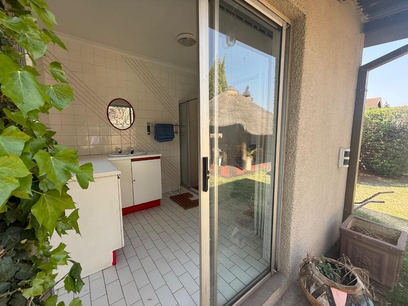 3 Bedroom Property for Sale in Vanderbijlpark SE 6 Gauteng