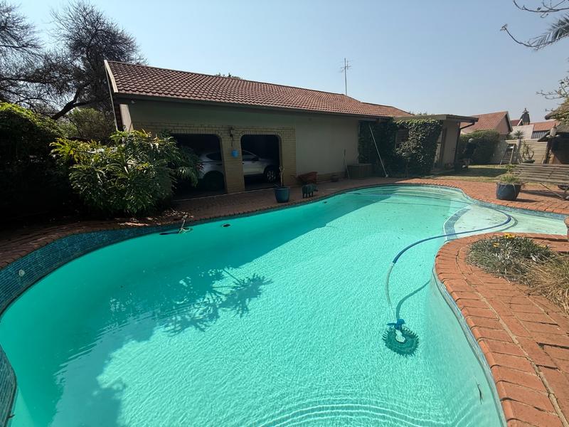 3 Bedroom Property for Sale in Vanderbijlpark SE 6 Gauteng