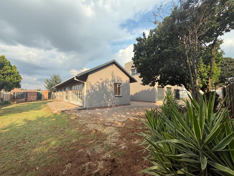 3 Bedroom Property for Sale in Vanderbijlpark SE 6 Gauteng