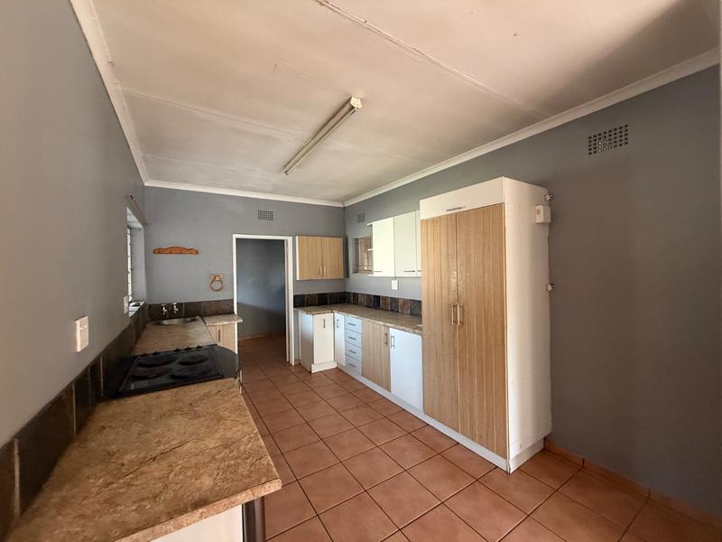 3 Bedroom Property for Sale in Vanderbijlpark SE 6 Gauteng