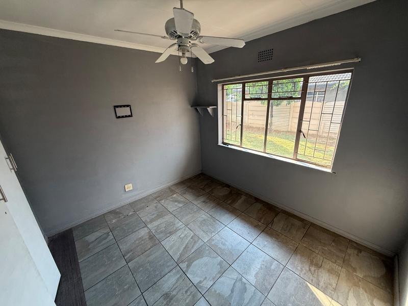 3 Bedroom Property for Sale in Vanderbijlpark SE 6 Gauteng
