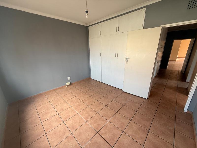 3 Bedroom Property for Sale in Vanderbijlpark SE 6 Gauteng