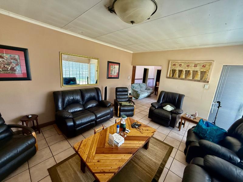 3 Bedroom Property for Sale in Vanderbijlpark SE 6 Gauteng