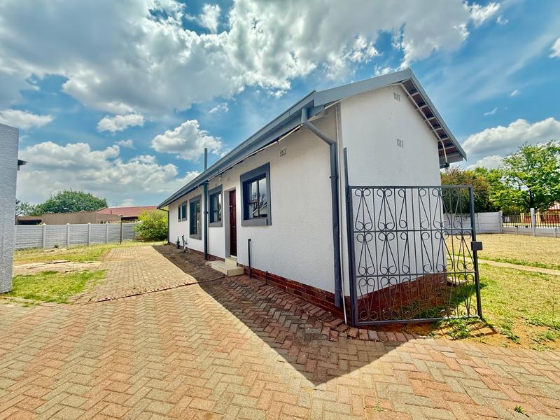 3 Bedroom Property for Sale in Vanderbijlpark SE 6 Gauteng
