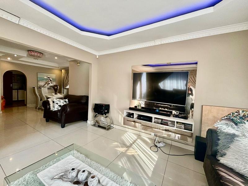 4 Bedroom Property for Sale in Vanderbijlpark SE 6 Gauteng