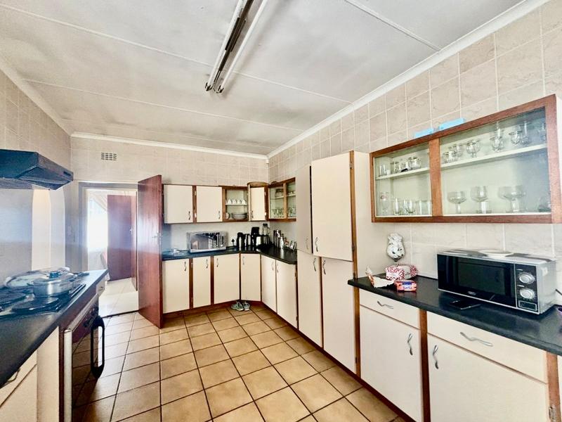 4 Bedroom Property for Sale in Vanderbijlpark SE 6 Gauteng