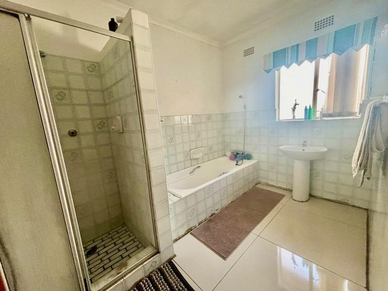 4 Bedroom Property for Sale in Vanderbijlpark SE 6 Gauteng