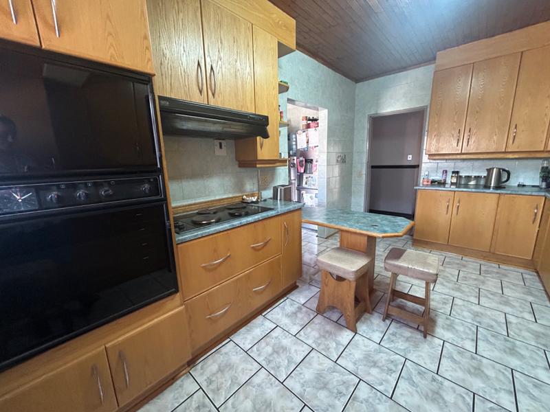 3 Bedroom Property for Sale in Vanderbijlpark SE 6 Gauteng