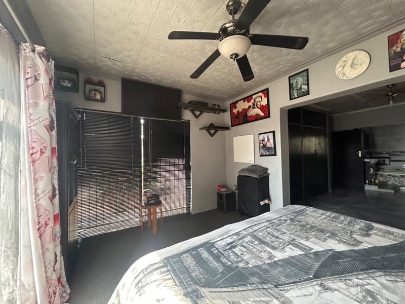3 Bedroom Property for Sale in Vanderbijlpark SE 6 Gauteng