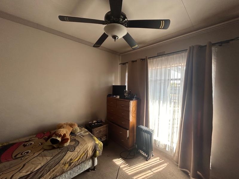 3 Bedroom Property for Sale in Vanderbijlpark SE 6 Gauteng