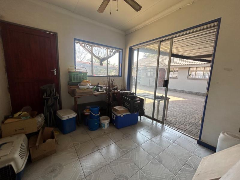 3 Bedroom Property for Sale in Vanderbijlpark SE 6 Gauteng