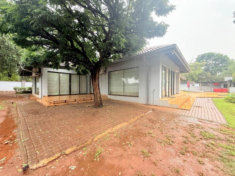 4 Bedroom Property for Sale in Vanderbijlpark SE 7 Gauteng