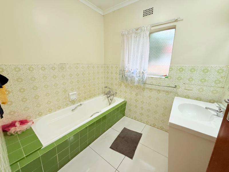 4 Bedroom Property for Sale in Vanderbijlpark SE 7 Gauteng