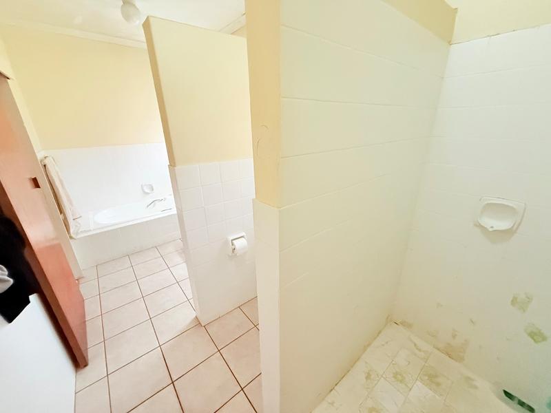 4 Bedroom Property for Sale in Vanderbijlpark SE 7 Gauteng