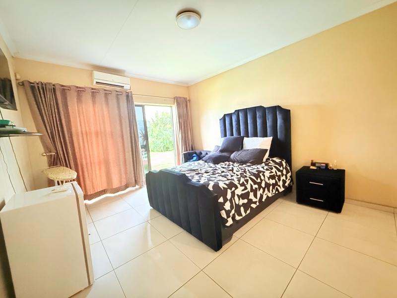4 Bedroom Property for Sale in Vanderbijlpark SE 7 Gauteng