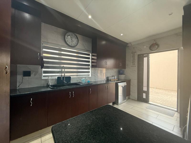 3 Bedroom Property for Sale in Vanderbijlpark SW 1 Gauteng