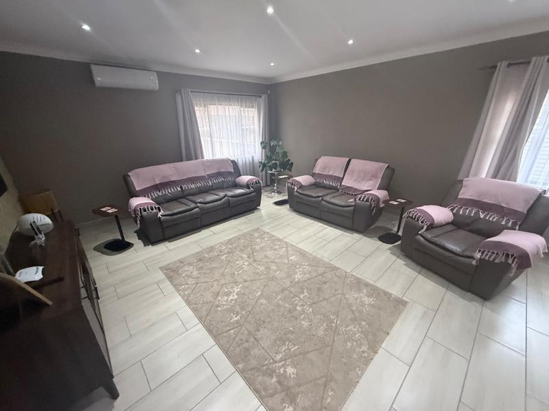 3 Bedroom Property for Sale in Vanderbijlpark SW 1 Gauteng