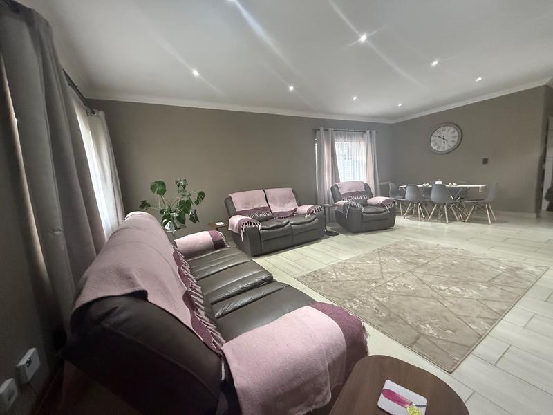 3 Bedroom Property for Sale in Vanderbijlpark SW 1 Gauteng
