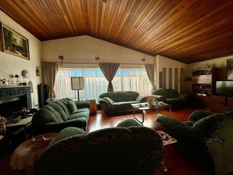 4 Bedroom Property for Sale in Vanderbijlpark SW 1 Gauteng