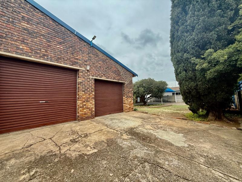 4 Bedroom Property for Sale in Vanderbijlpark SW 1 Gauteng
