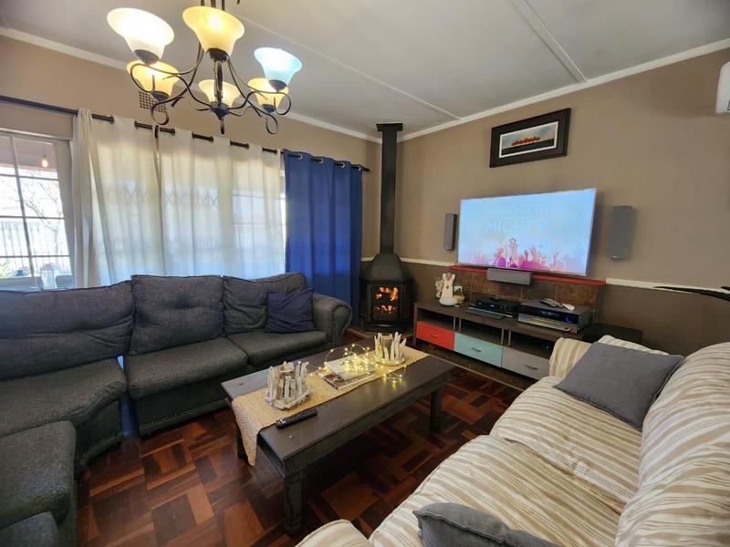 4 Bedroom Property for Sale in Vanderbijlpark SW 1 Gauteng