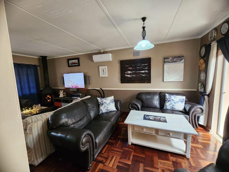 4 Bedroom Property for Sale in Vanderbijlpark SW 1 Gauteng