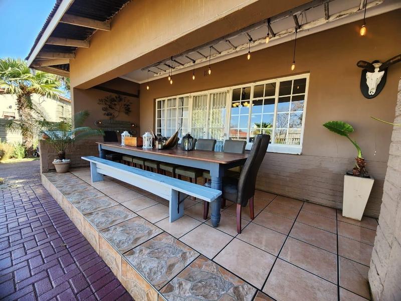 4 Bedroom Property for Sale in Vanderbijlpark SW 1 Gauteng