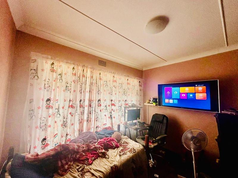 4 Bedroom Property for Sale in Vanderbijlpark SW 1 Gauteng