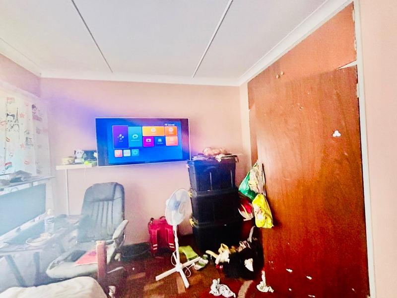 4 Bedroom Property for Sale in Vanderbijlpark SW 1 Gauteng