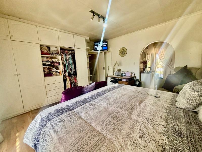 4 Bedroom Property for Sale in Vanderbijlpark SW 1 Gauteng