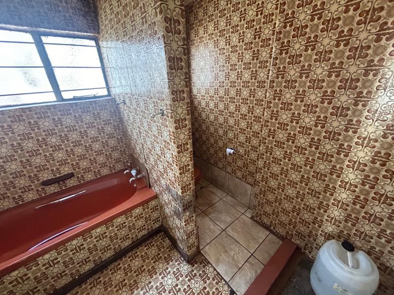 6 Bedroom Property for Sale in Vanderbijlpark SW 1 Gauteng