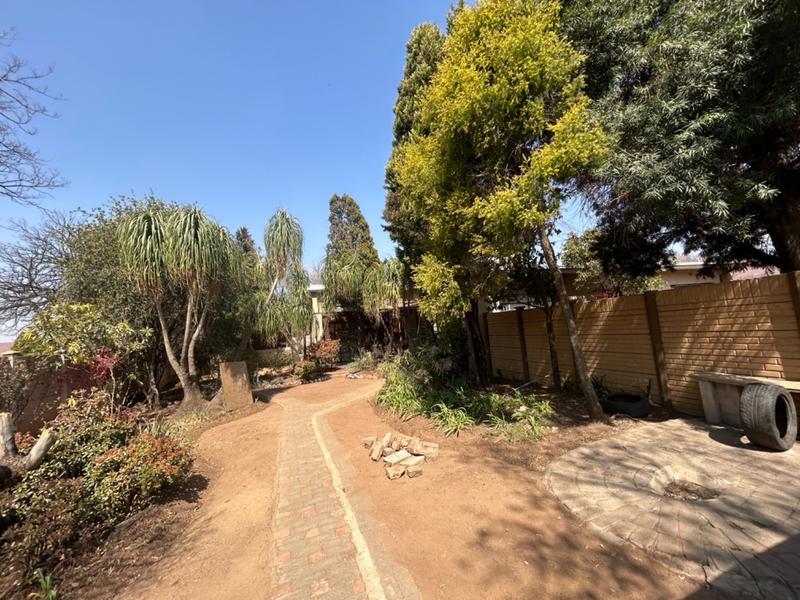 6 Bedroom Property for Sale in Vanderbijlpark SW 1 Gauteng