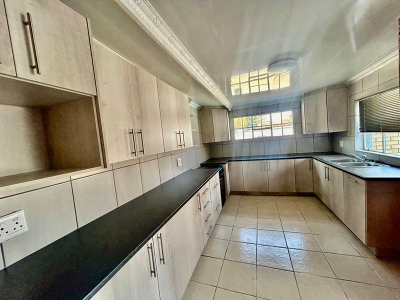 4 Bedroom Property for Sale in Vanderbijlpark SW 1 Gauteng