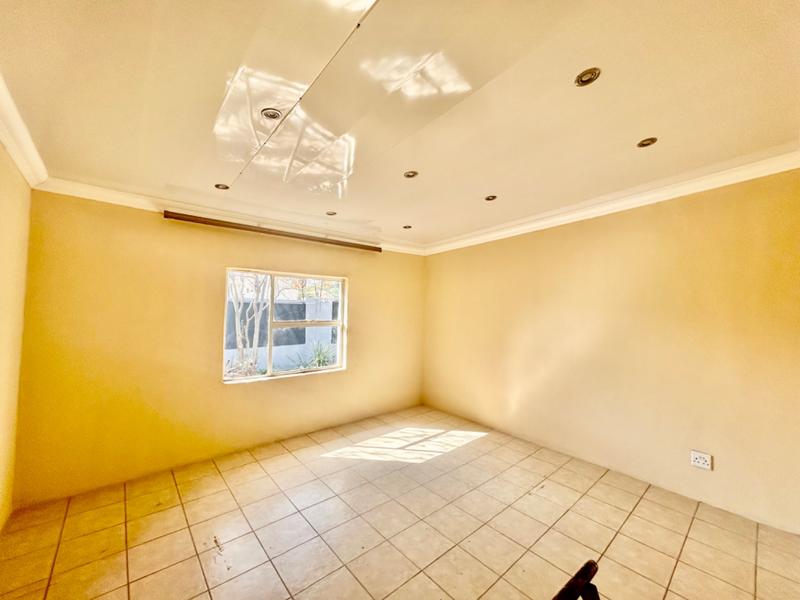 4 Bedroom Property for Sale in Vanderbijlpark SW 1 Gauteng