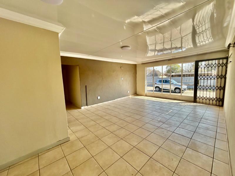 4 Bedroom Property for Sale in Vanderbijlpark SW 1 Gauteng